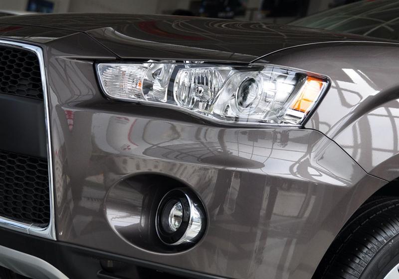 三菱(进口) OUTLANDER EX 2010款 劲界 3.0 豪华版