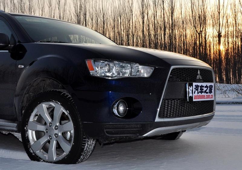 三菱(进口) OUTLANDER EX 2010款 劲界 3.0 精英GT版