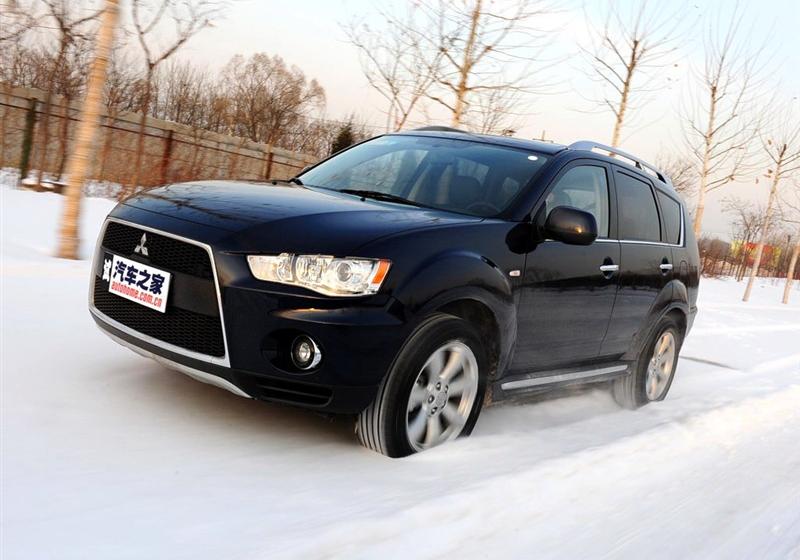三菱(进口) OUTLANDER EX 2010款 劲界 3.0 精英GT版