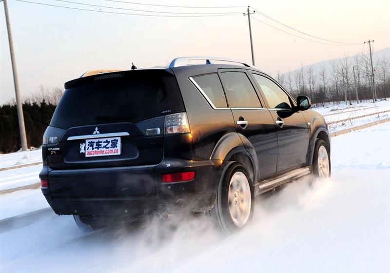 三菱(进口) OUTLANDER EX 2010款 劲界 3.0 精英GT版