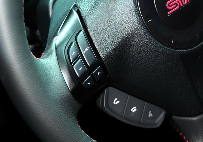 斯巴鲁 翼豹 2011款 2.5T WRX STI三厢