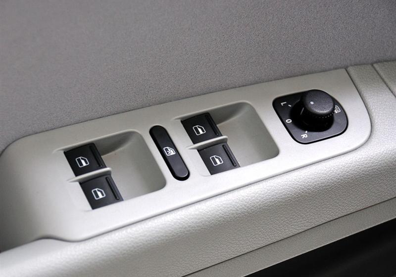 上海大众斯柯达 昊锐 2009款 1.8TSI MT智雅版