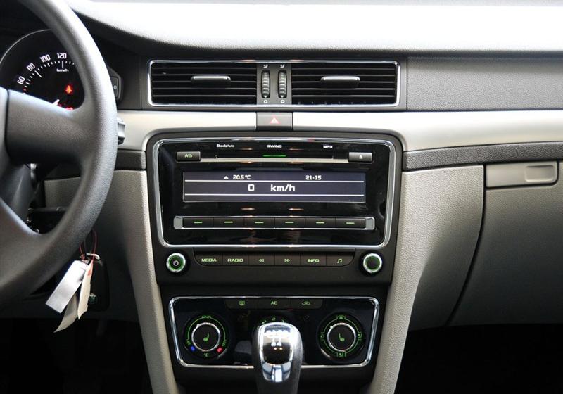 上海大众斯柯达 昊锐 2009款 1.8TSI MT智雅版