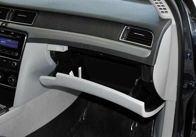 上海大众斯柯达 昊锐 2009款 1.8TSI MT智雅版