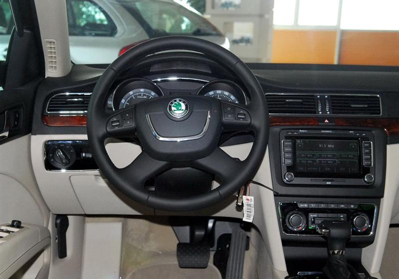 上海大众斯柯达 昊锐 2009款 1.8TSI AT贵雅版