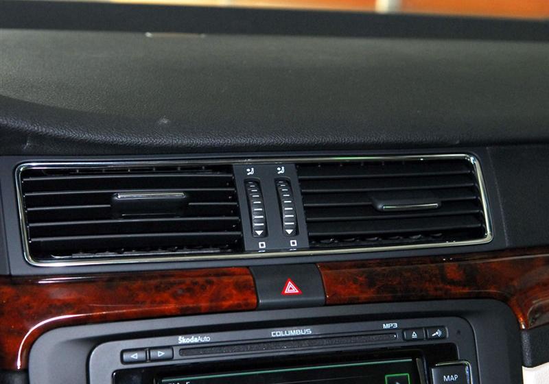 上海大众斯柯达 昊锐 2009款 1.8TSI AT贵雅版