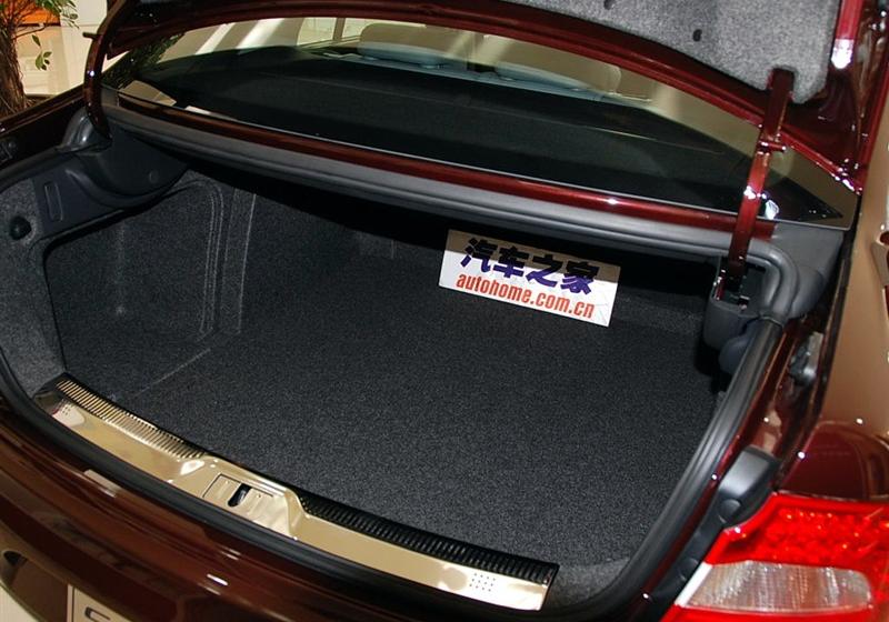 上海大众斯柯达 昊锐 2009款 1.8TSI AT尊雅版