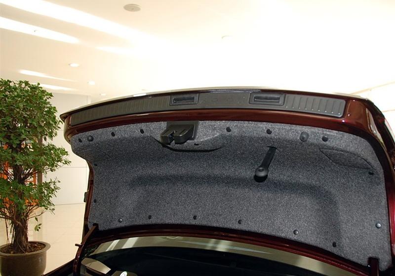 上海大众斯柯达 昊锐 2009款 1.8TSI AT尊雅版