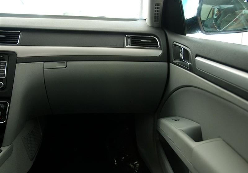 上海大众斯柯达 昊锐 2009款 1.8TSI AT尊雅版