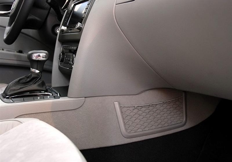 上海大众斯柯达 昊锐 2009款 1.8TSI AT尊雅版