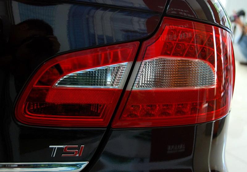 上海大众斯柯达 昊锐 2009款 1.8TSI AT尊雅版