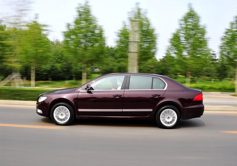 上海大众斯柯达 昊锐 2009款 2.0TSI AT尊雅版