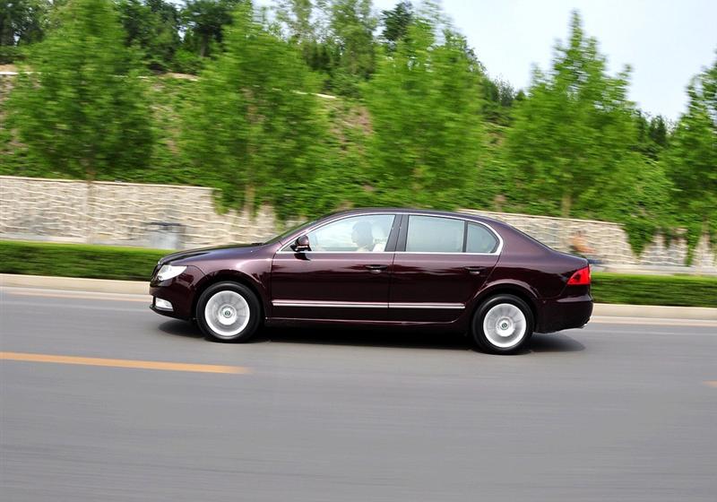上海大众斯柯达 昊锐 2009款 2.0TSI AT尊雅版