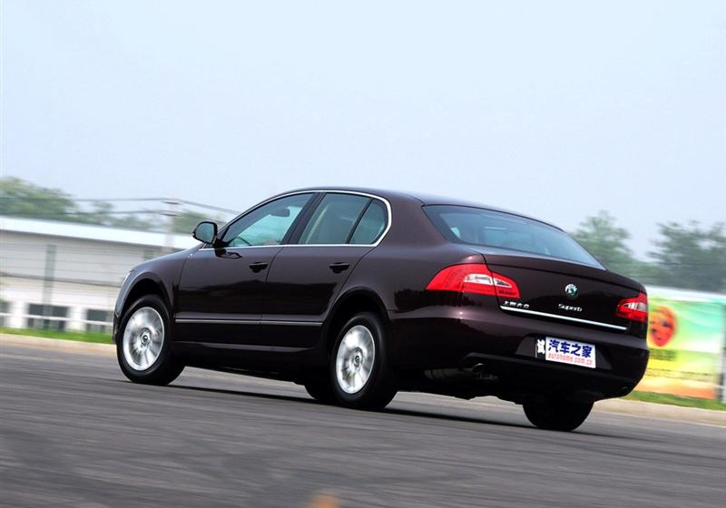 上海大众斯柯达 昊锐 2009款 2.0TSI AT尊雅版