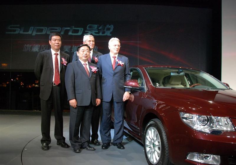 上海大众斯柯达 昊锐 2009款 2.0TSI AT尊雅版