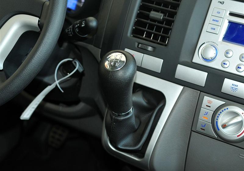 奇瑞汽车 威麟H3 2011款 2.0T 豪华型