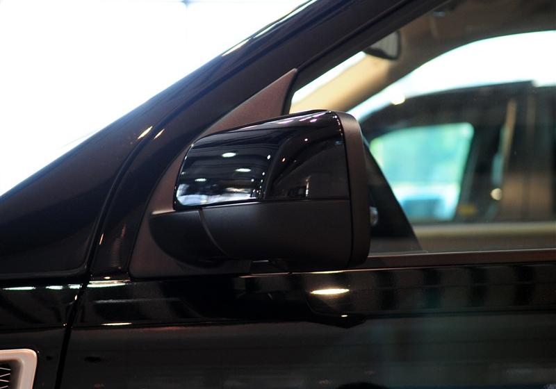 路虎 神行者2 2011款 3.2L i6 HSE汽油款