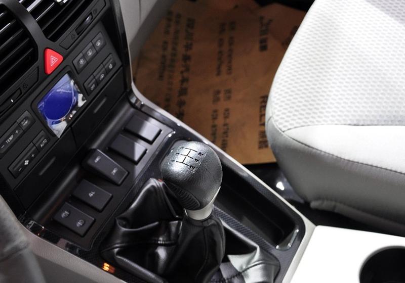 奇瑞汽车 威麟X5 2011款 2.0T 两驱舒适型