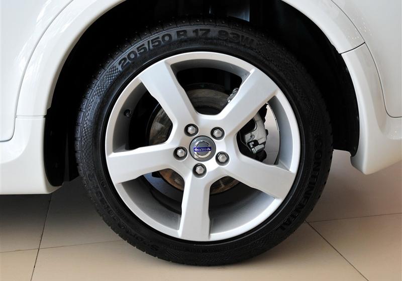 沃尔沃(进口) 沃尔沃C30 2011款 2.0 R-Design