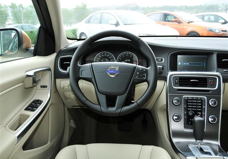 沃尔沃(进口) 沃尔沃S60 2012款 1.6T DRIVe 舒适版