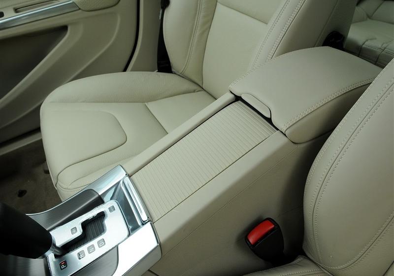 沃尔沃(进口) 沃尔沃S60 2012款 1.6T DRIVe 智雅版