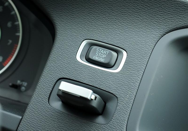 沃尔沃(进口) 沃尔沃S60 2012款 1.6T DRIVe 智雅版