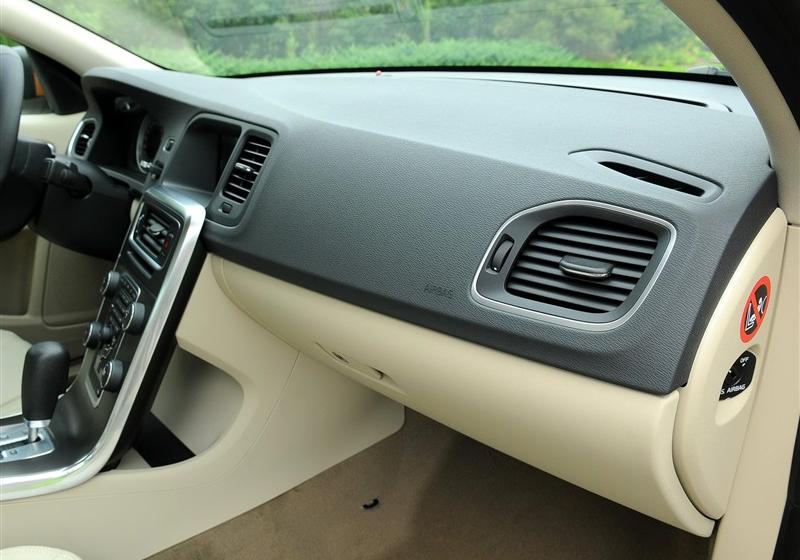 沃尔沃(进口) 沃尔沃S60 2012款 1.6T DRIVe 智雅版
