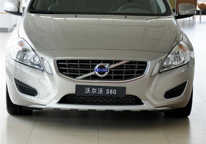沃尔沃(进口) 沃尔沃S60 2011款 2.0T 智尚版