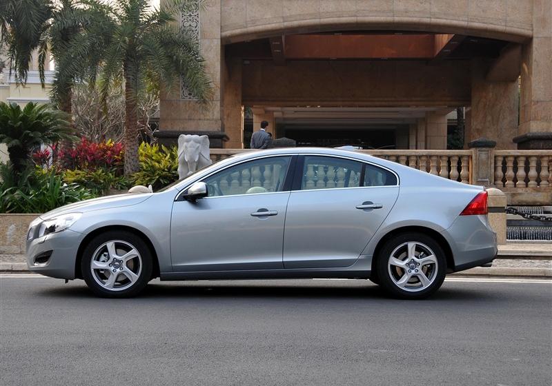 沃尔沃(进口) 沃尔沃S60 2011款 2.0T 智雅版