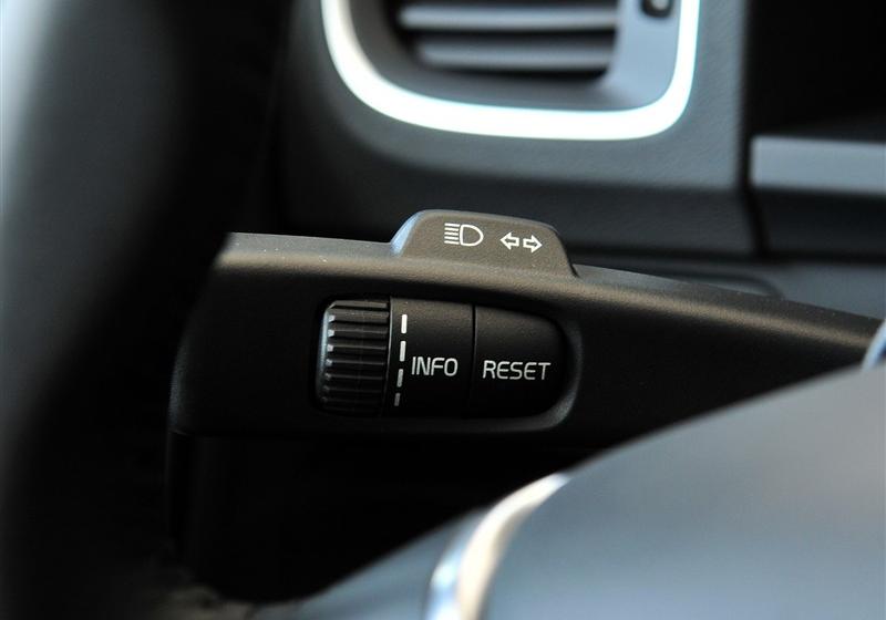 沃尔沃(进口) 沃尔沃S60 2011款 3.0 T6 AWD 智尊版