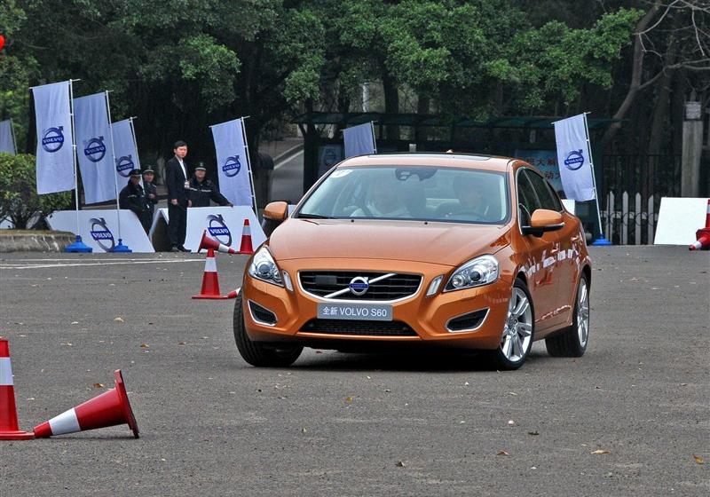 沃尔沃(进口) 沃尔沃S60 2011款 3.0 T6 AWD 智尊版