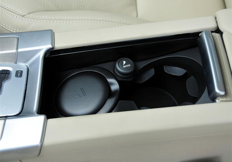 沃尔沃(进口) 沃尔沃XC60 2012款 3.0 T6 AWD舒适版