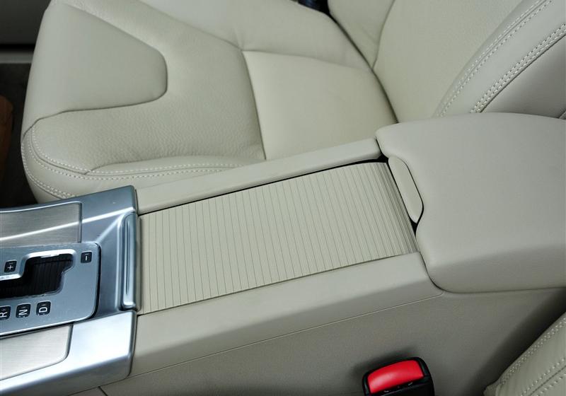 沃尔沃(进口) 沃尔沃XC60 2012款 3.0 T6 AWD舒适版