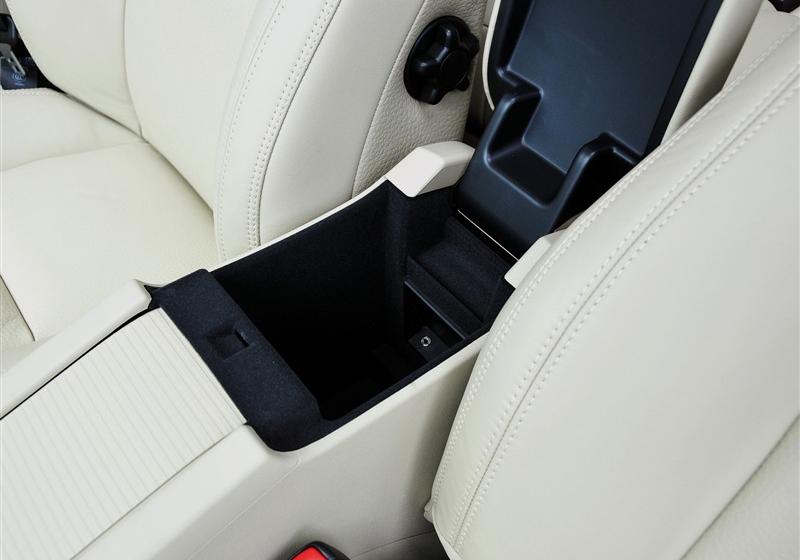 沃尔沃(进口) 沃尔沃XC60 2012款 3.0 T6 AWD舒适版
