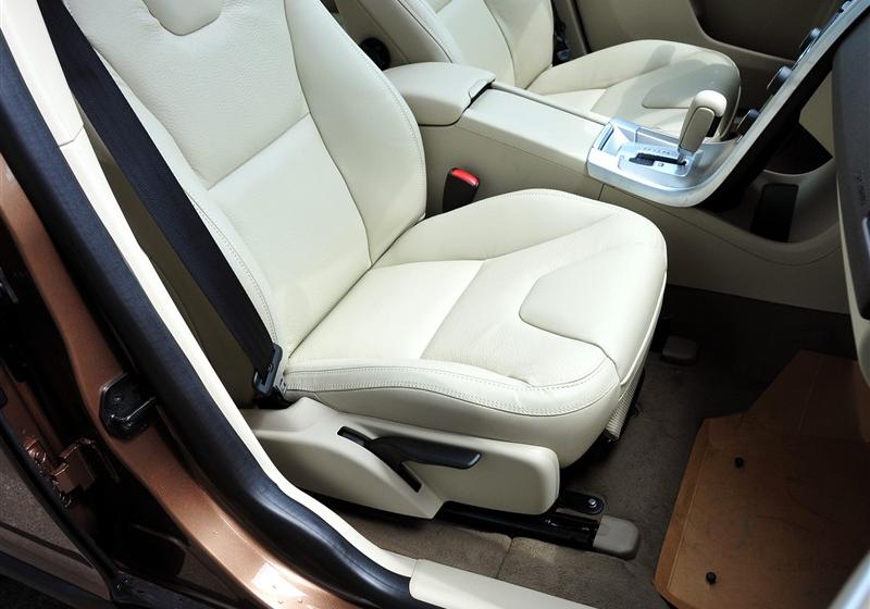 沃尔沃(进口) 沃尔沃XC60 2012款 3.0 T6 AWD舒适版