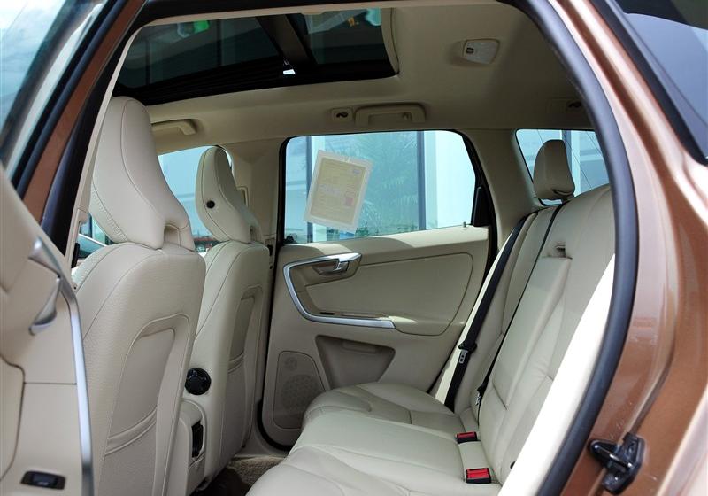 沃尔沃(进口) 沃尔沃XC60 2012款 3.0 T6 AWD舒适版