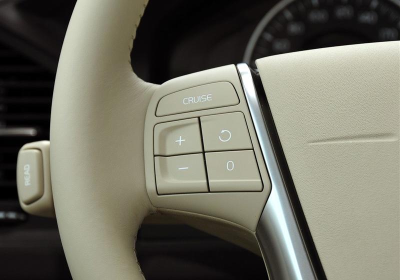 沃尔沃(进口) 沃尔沃XC60 2012款 3.0 T6 AWD舒适版