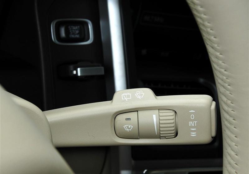 沃尔沃(进口) 沃尔沃XC60 2012款 3.0 T6 AWD舒适版
