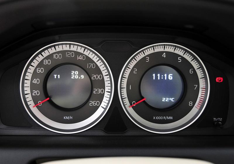 沃尔沃(进口) 沃尔沃XC60 2011款 2.0T 智雅版