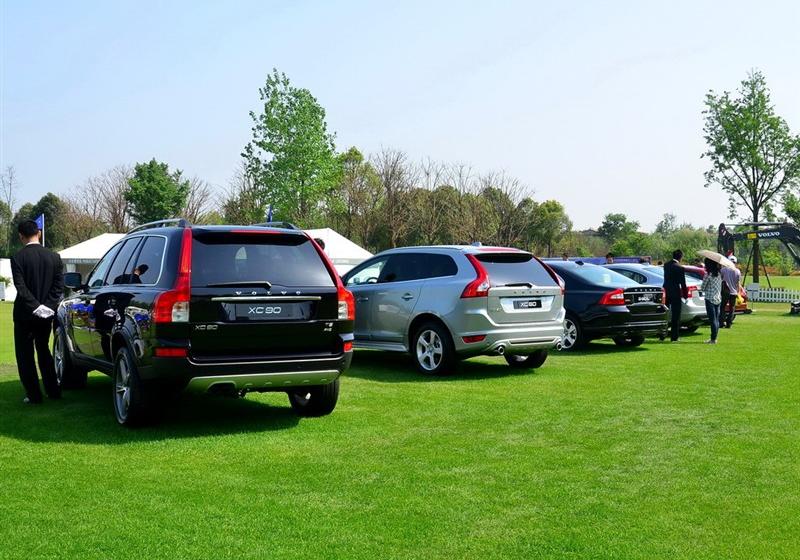 沃尔沃(进口) 沃尔沃XC60 2011款 2.0T 智雅版