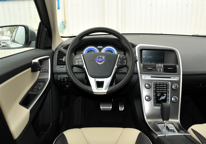 沃尔沃(进口) 沃尔沃XC60 2011款 3.0 T6 R-Design 个性运动版