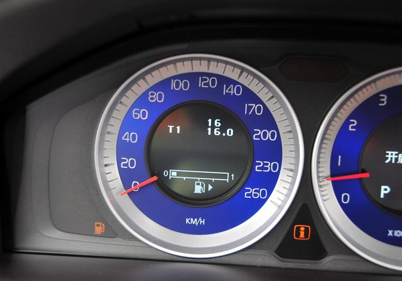 沃尔沃(进口) 沃尔沃XC60 2011款 3.0 T6 R-Design 个性运动版