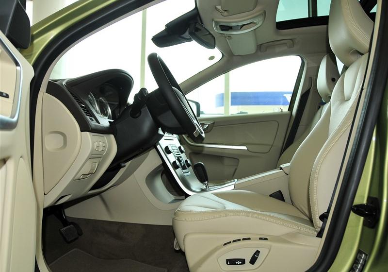 沃尔沃(进口) 沃尔沃XC60 2011款 3.0 T6 AWD智尊版