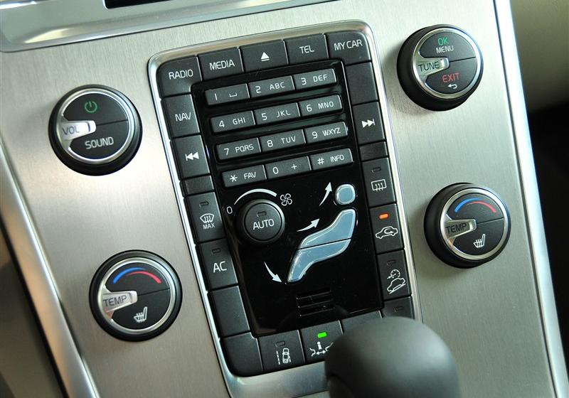 沃尔沃(进口) 沃尔沃XC60 2011款 3.0 T6 AWD智尊版