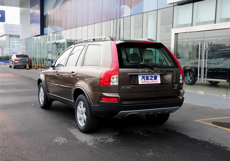 沃尔沃(进口) 沃尔沃XC90 2012款 2.5T 北欧豪华版