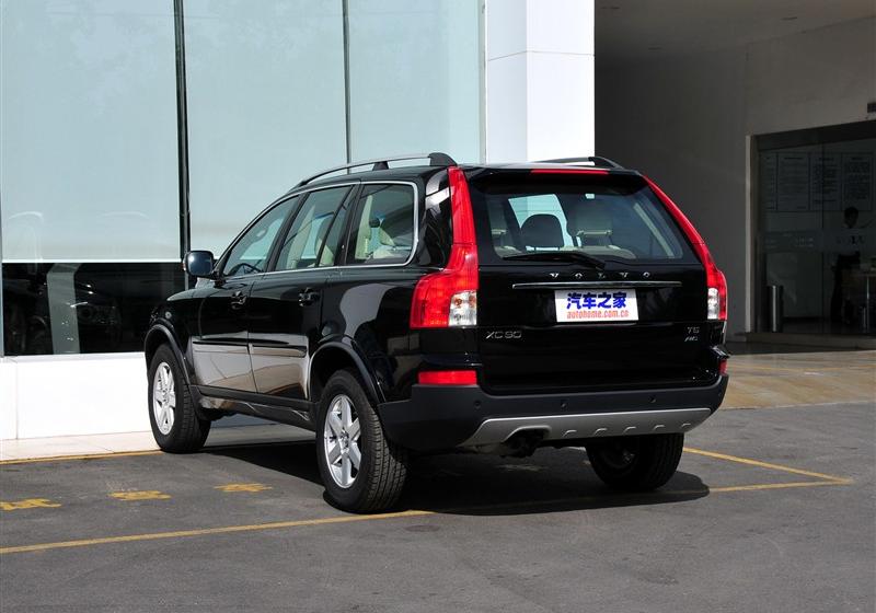 沃尔沃(进口) 沃尔沃XC90 2012款 2.5T 北欧豪华版