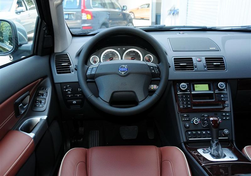 沃尔沃(进口) 沃尔沃XC90 2012款 2.5T 北欧行政版