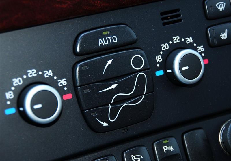 沃尔沃(进口) 沃尔沃XC90 2012款 2.5T 北欧行政版