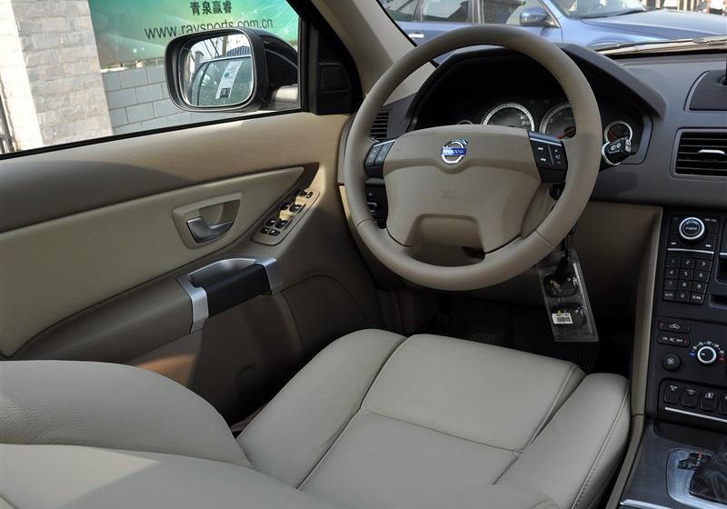 沃尔沃(进口) 沃尔沃XC90 2011款 2.5T 北欧豪华版