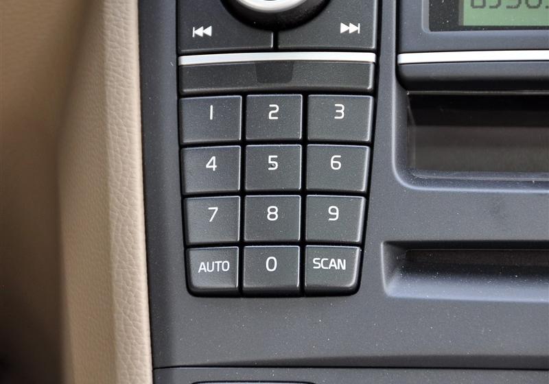 沃尔沃(进口) 沃尔沃XC90 2011款 2.5T 北欧豪华版